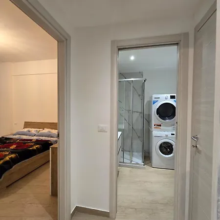 Denis, Liguria Apartment