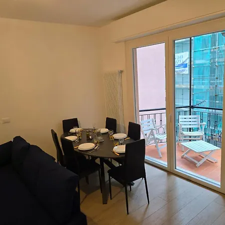 Denis, Liguria Apartment *